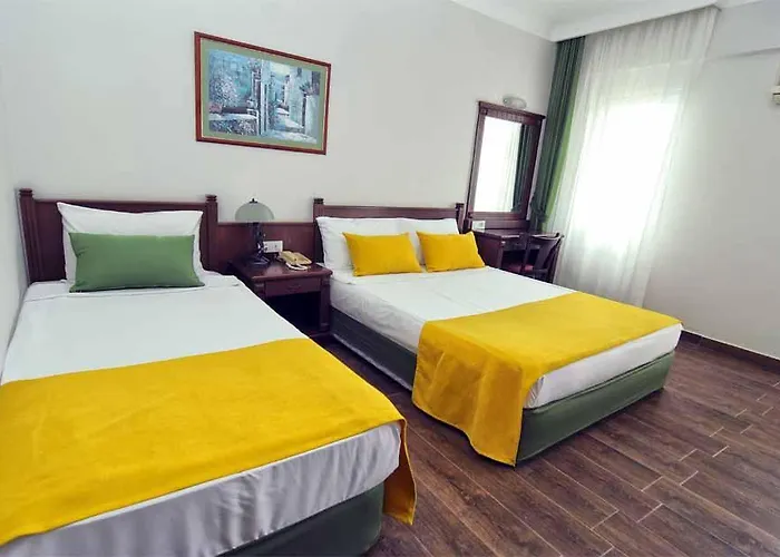 Hotell Eos 4*